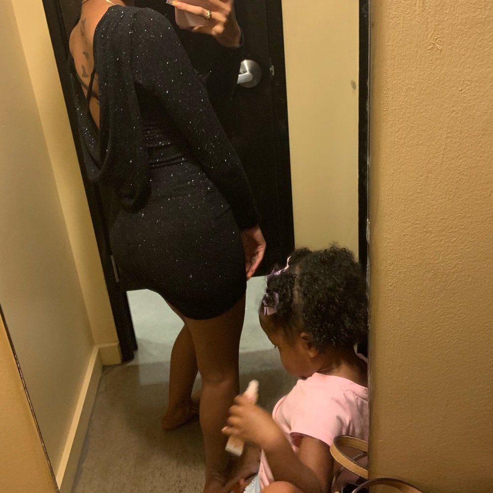 FITTED SPARKLE DRESS